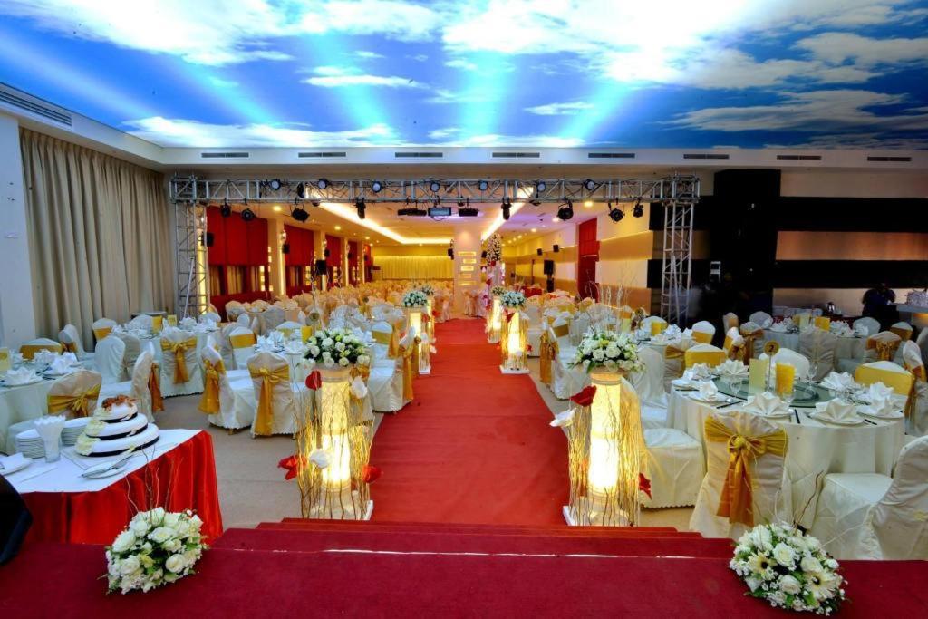 Jasmine Palace Rangun Zewnętrze zdjęcie