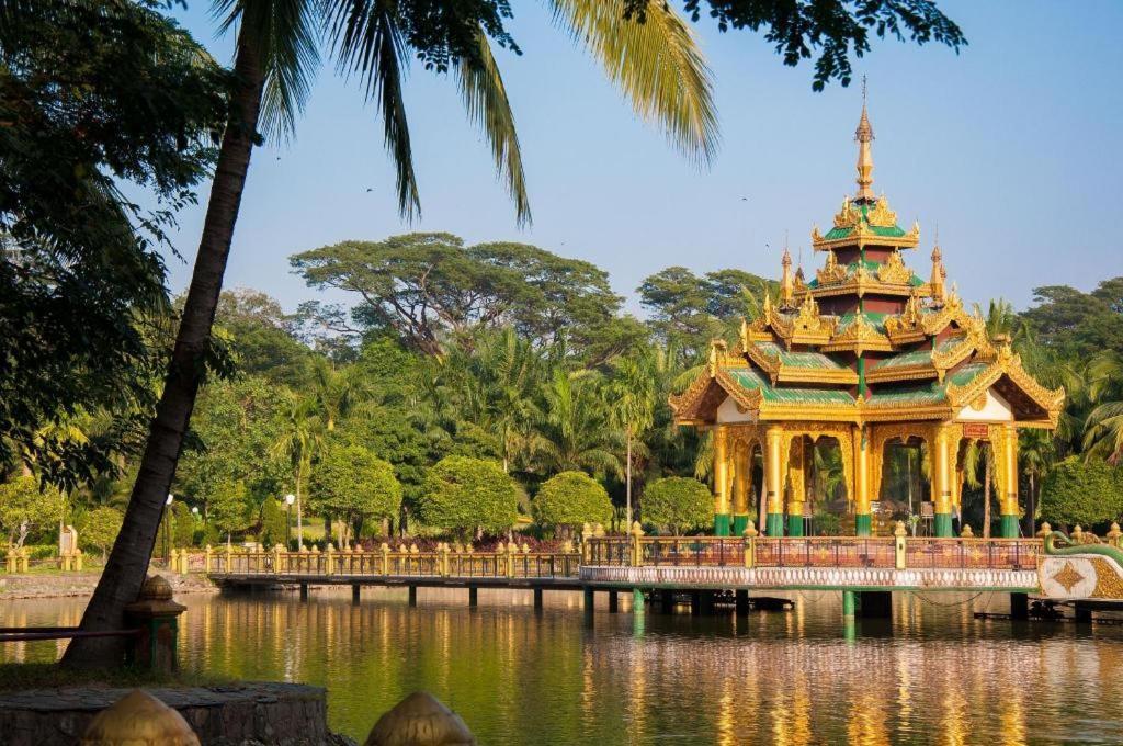 Jasmine Palace Rangun Zewnętrze zdjęcie