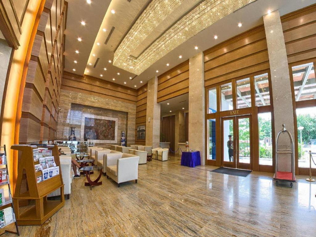 Jasmine Palace Rangun Zewnętrze zdjęcie
