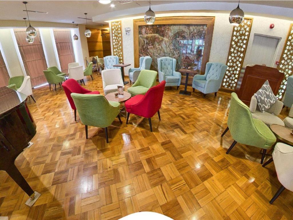 Jasmine Palace Rangun Zewnętrze zdjęcie